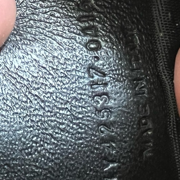 Yves Saint Laurent Coal Gray Leather Pouch Mono- crossbody - Picture 16 of 16